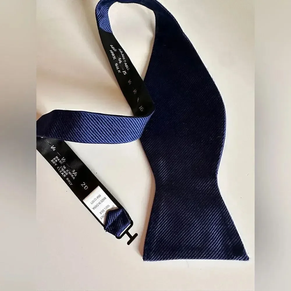 Classic Navy Blue Silk Bow Tie - Timeless Elegance